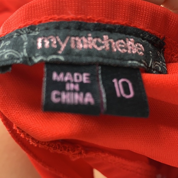 Red dress - Picture 4 of 4